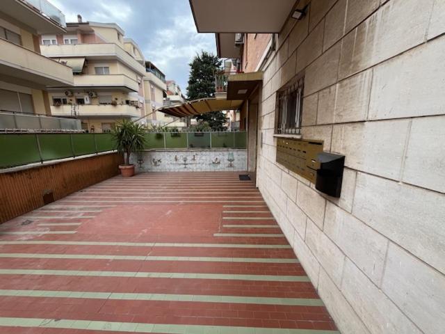Pollyhouse Apartment Rome Bagian luar foto